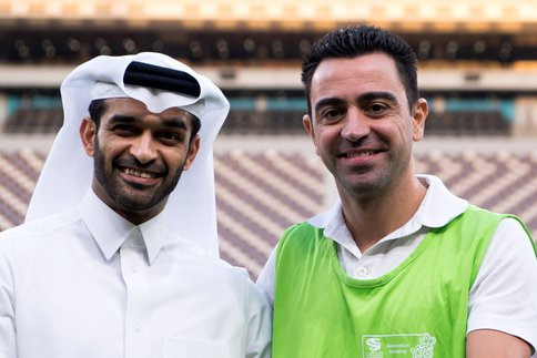 Xavi có thể được chọn làm huấn luyện viên của PSG