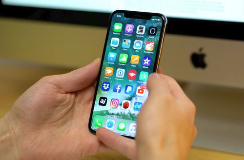 Nhà phân tích bi quan về doanh số iPhone