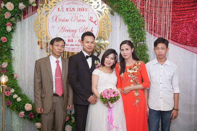 Nàng dâu ôm bụng bầu 8 tháng lên xe hoa với nỗi sợ bố mẹ chồng không ưa, ai dè lại được cưng chiều hết nấc