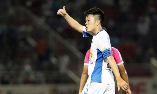 HAGL - Đà Nẵng: Chủ nhà bị dồn vào chân tường