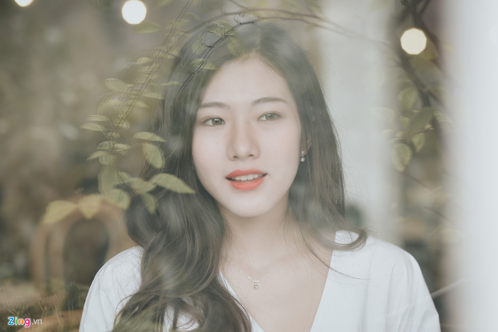 Hoa khôi Báo chí cao 1,75 m: Mình từng tập tạ cho người thấp đi