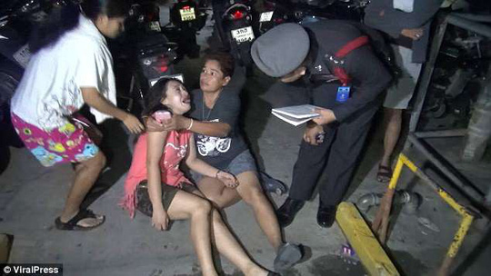 Giết vợ cũ rồi live cảnh nhảy cầu tự tử trên Facebook