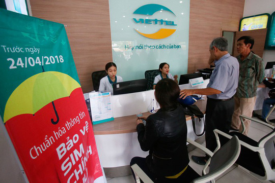 Sim rác do nhà mạng bán, sao giờ bắt khách hàng đi chụp hình?