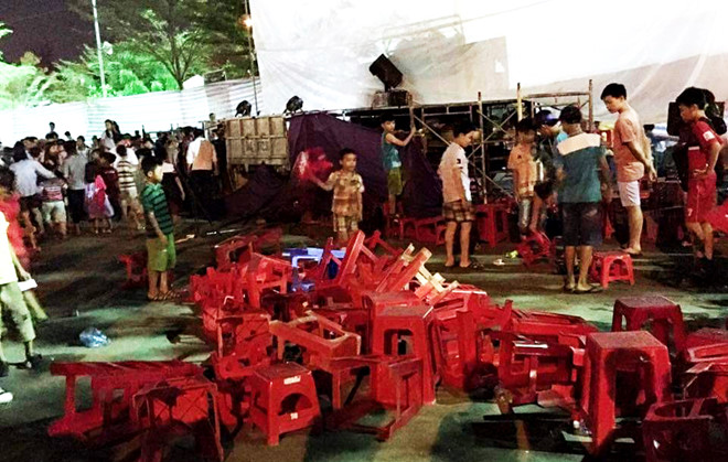 Phụ huynh giữ đại diện đoàn xiếc, tố lừa đảo