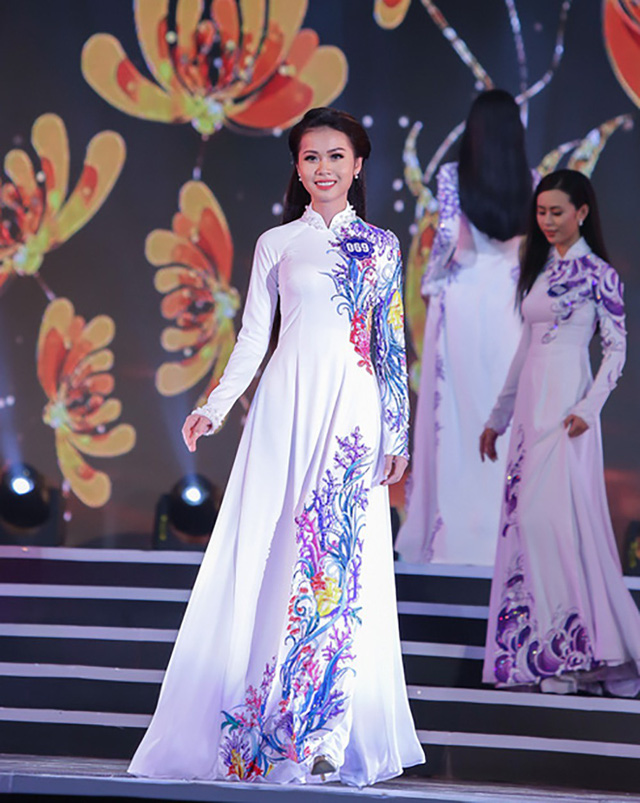 Ngắm vẻ đẹp bốc lửa của tân Hoa hậu Biển Việt Nam Toàn cầu 2018 Ngắm vẻ đẹp bốc lửa của tân Hoa hậu Biển Việt Nam Toàn cầu 2018