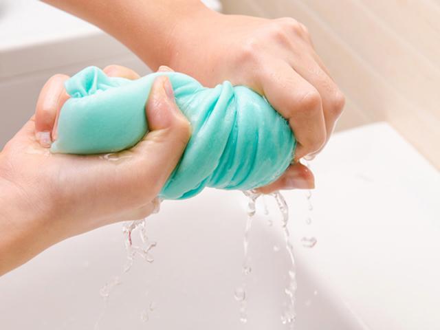 Bỏ ngay thói quen lộn trái quần áo khi phơi nếu không muốn rước bệnh vào người Bỏ ngay thói quen lộn trái quần áo khi phơi nếu không muốn rước bệnh vào người