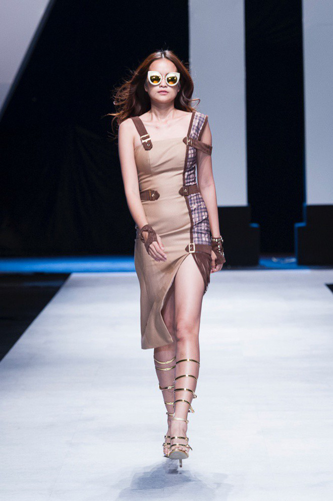 VIFW 2018 ngày 3: Bữa tiệc thời trang ngũ vị hội tụ từ áo dài cho đến váy vóc bay bổng và những thiết kế vương giả VIFW 2018 ngày 3: Bữa tiệc thời trang ngũ vị hội tụ từ áo dài cho đến váy vóc bay bổng và những thiết kế vương giả