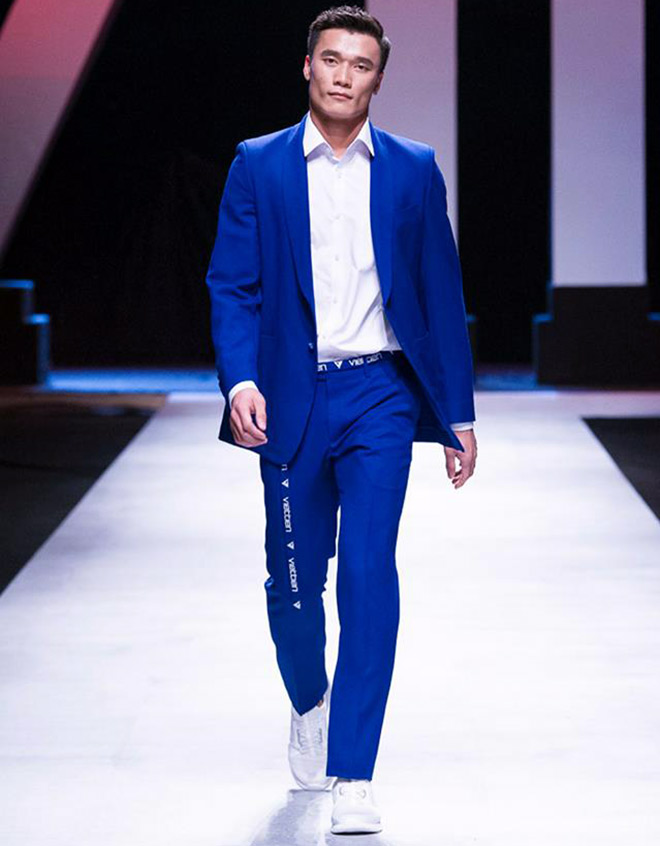 Thủ môn Tiến Dũng U23 chạy show, làm người mẫu: CLB Thanh Hóa nói gì?