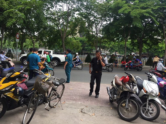 TP.HCM: Kinh hoàng nghi án thầy giáo hẹn cô giáo ra ngoài đường rồi cắt cổ vì ghen tuông