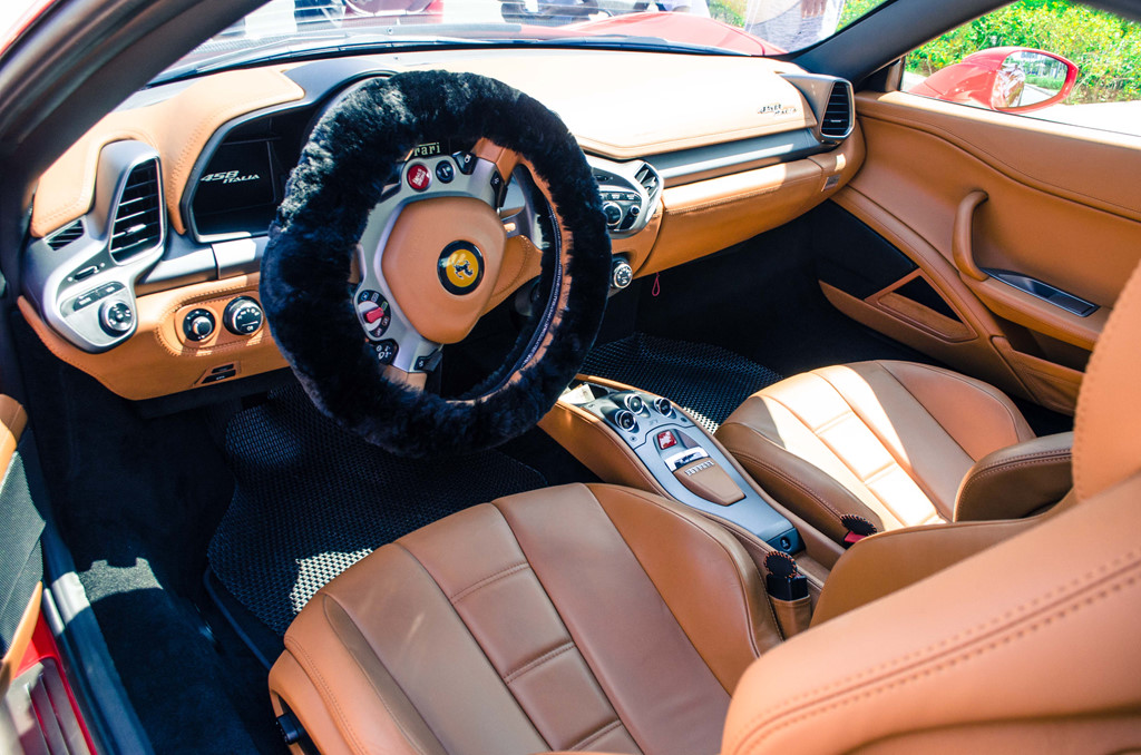 Ferrari 458 Italia độ bodykit Misha đầu tiên tại Việt Nam