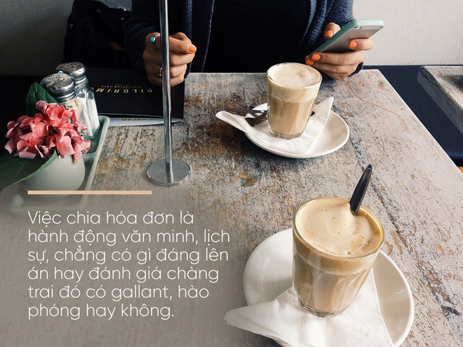 Yêu cô gái không những ăn cả thế giới mà còn rủ theo hội bạn ăn cùng, anh chàng bị vét cạn túi Yêu cô gái không những ăn cả thế giới mà còn rủ theo hội bạn ăn cùng, anh chàng bị vét cạn túi