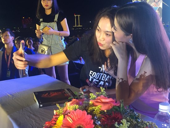 Hoàng Thuỳ Linh đính chính về scandal khủng khiếp 11 năm trước