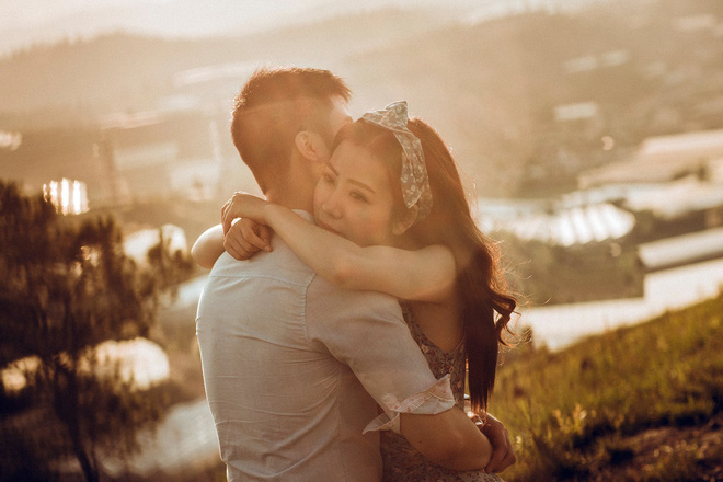 Cô gái bất ngờ nhận được lời cầu hôn từ năm lớp 9 và hộp nhẫn sau 9 năm Cô gái bất ngờ nhận được lời cầu hôn từ năm lớp 9 và hộp nhẫn sau 9 năm