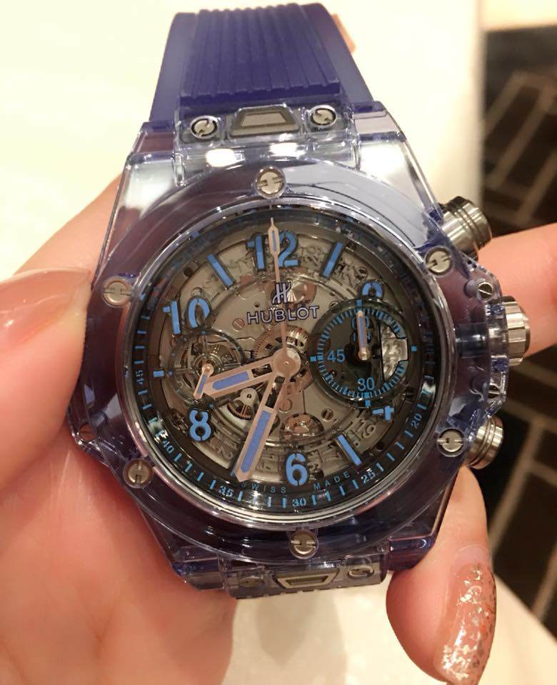 30 tuổi, Hoa hậu Mai Phương Thuý giàu có cỡ nào trong showbiz Việt?