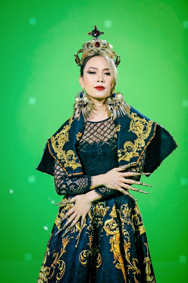 Bị mắng chửi vì điều gì thì đáp trả bằng điều đó, loạt ca sĩ cao tay nhất showbiz Việt là đây