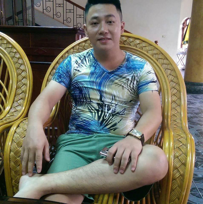 Lỡ khoe với bố vợ có thể thịt 1 con gà trong phút mốt, chàng rể xắn tay thể hiện làm 1 lúc 10 con và thành quả khiến vợ muốn giấu nhẹm