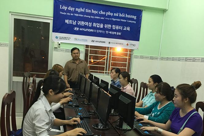 Chuyện phụ nữ miền Tây làm dâu xứ Hàn