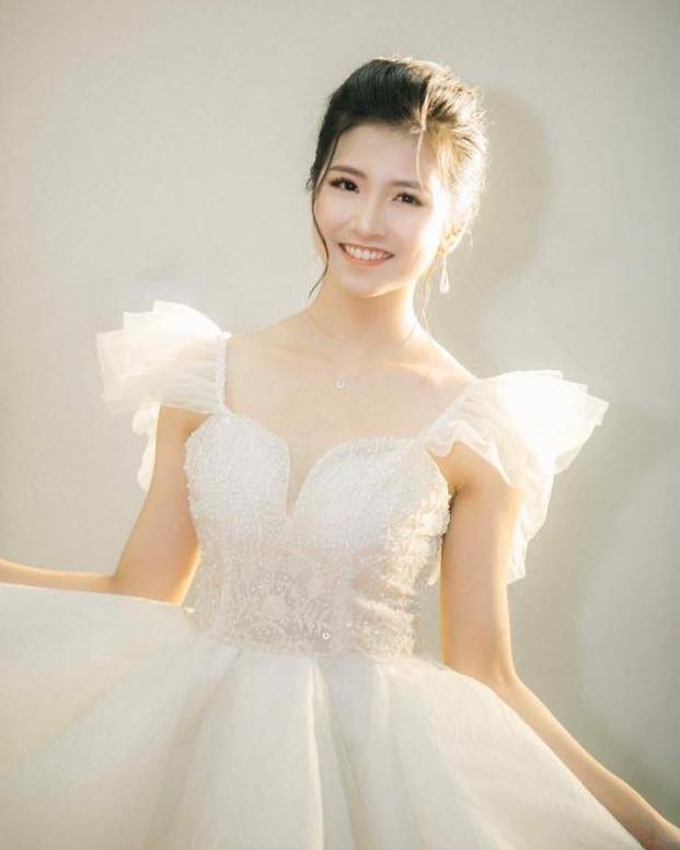 Nhan sắc ngọt ngào của hoa khôi Gương mặt thương hiệu ĐH Luật Hà Nội Nhan sắc ngọt ngào của hoa khôi Gương mặt thương hiệu ĐH Luật Hà Nội