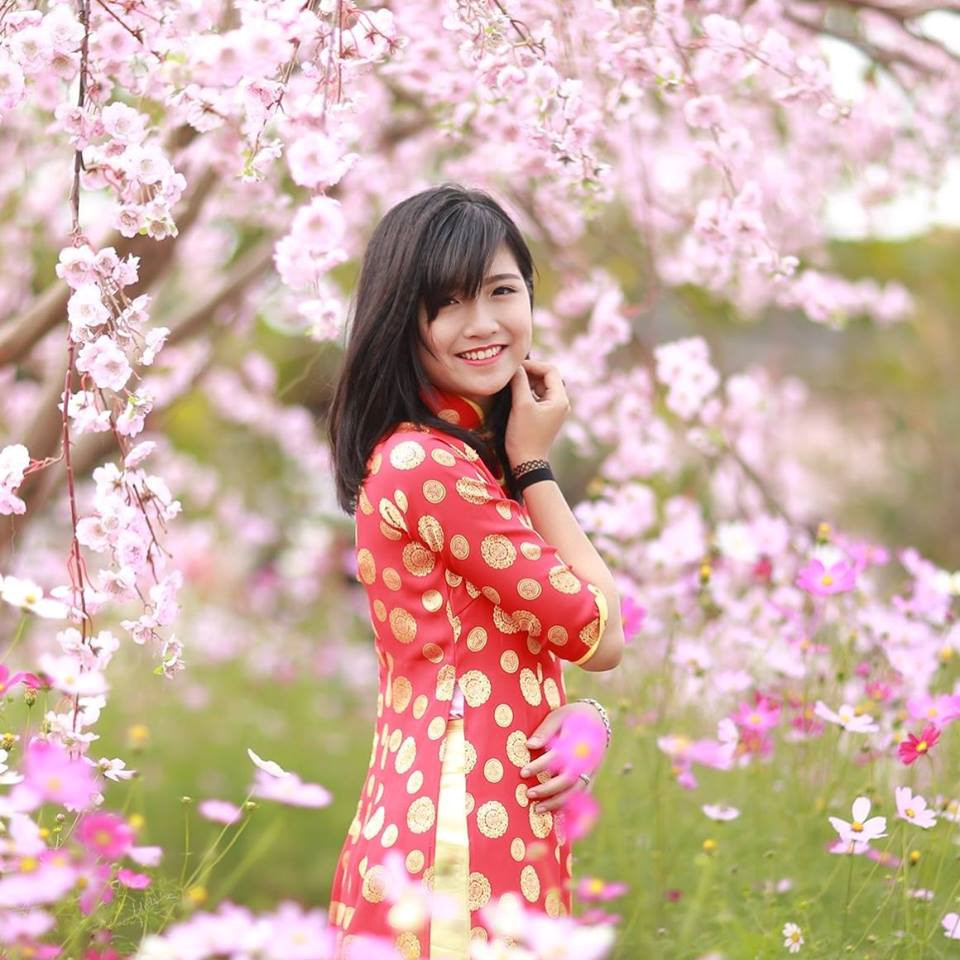 Nhan sắc ngọt ngào của hoa khôi Gương mặt thương hiệu ĐH Luật Hà Nội