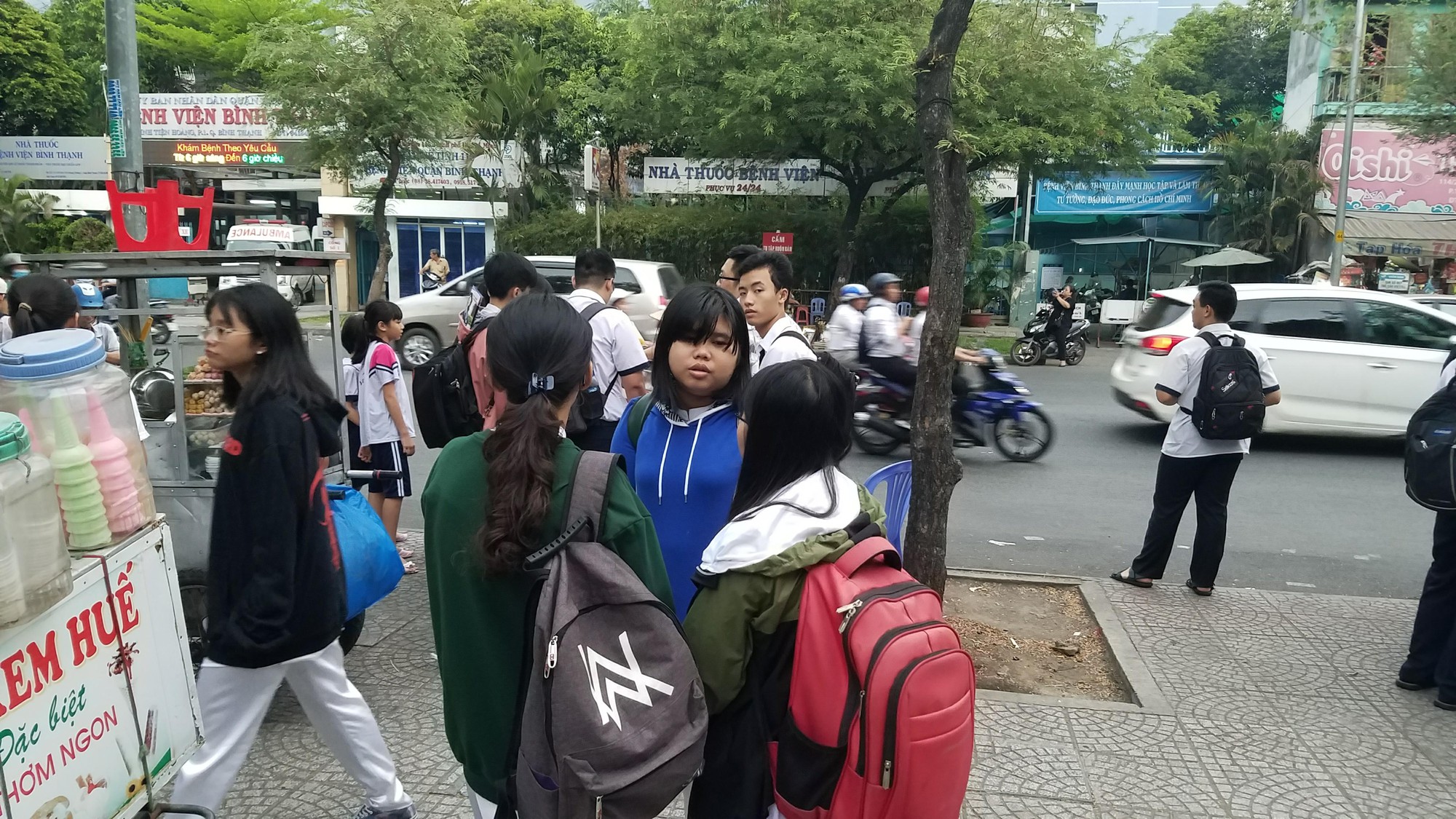 Người thân của cô giáo bị nam đồng nghiệp sát hại: Em tôi đã gọi điện về cầu cứu mẹ, nhưng gia đình chạy đến không kịp...