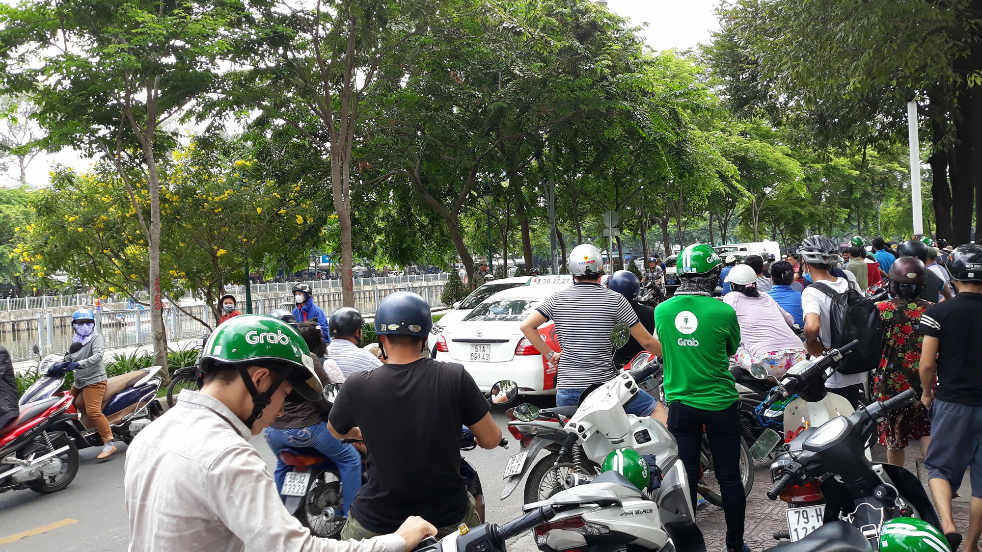 Người thân của cô giáo bị nam đồng nghiệp sát hại: Em tôi đã gọi điện về cầu cứu mẹ, nhưng gia đình chạy đến không kịp...