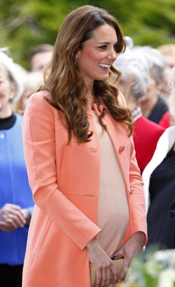 3 lần sinh con, Công nương Kate Middleton đã phá vỡ những nguyên tắc về sinh nở bất di bất dịch của Hoàng gia Anh