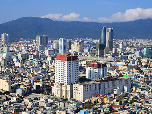 Đà Nẵng báo cáo việc con trai cựu chủ tịch du học bằng ngân sách