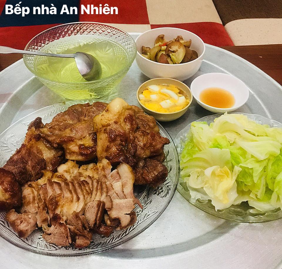Gần 10 năm làm vợ, 8x suốt ngày được chồng đi chợ nấu cơm, chăm sóc như bà hoàng Gần 10 năm làm vợ, 8x suốt ngày được chồng đi chợ nấu cơm, chăm sóc như bà hoàng