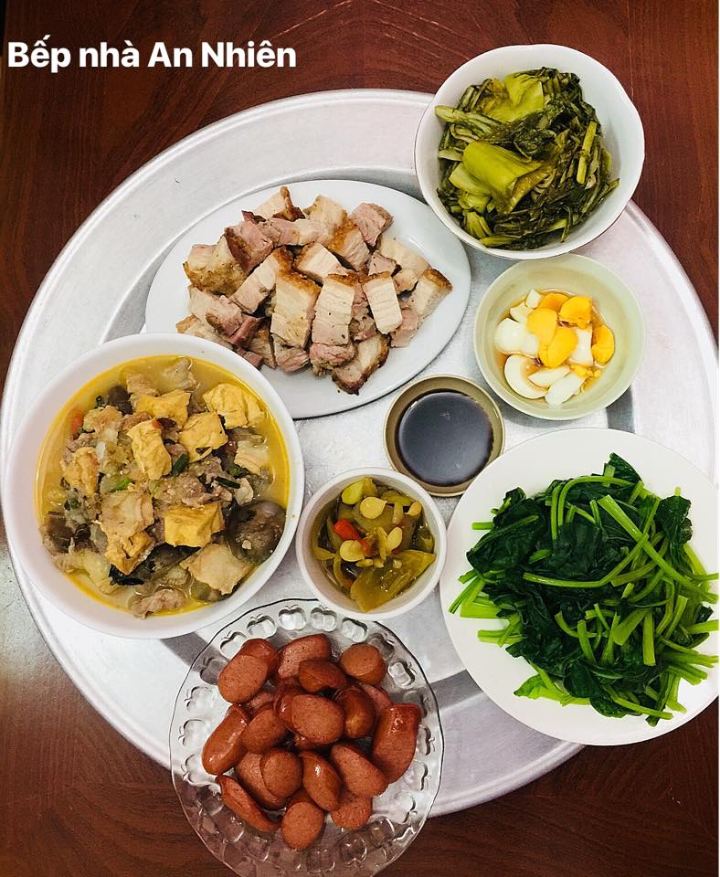 Gần 10 năm làm vợ, 8x suốt ngày được chồng đi chợ nấu cơm, chăm sóc như bà hoàng