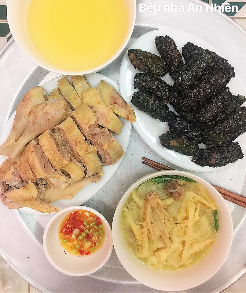 Gần 10 năm làm vợ, 8x suốt ngày được chồng đi chợ nấu cơm, chăm sóc như bà hoàng Gần 10 năm làm vợ, 8x suốt ngày được chồng đi chợ nấu cơm, chăm sóc như bà hoàng
