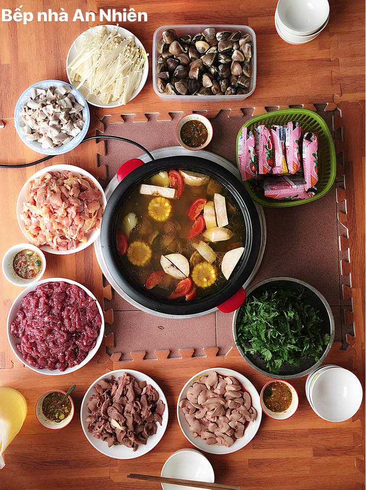 Gần 10 năm làm vợ, 8x suốt ngày được chồng đi chợ nấu cơm, chăm sóc như bà hoàng Gần 10 năm làm vợ, 8x suốt ngày được chồng đi chợ nấu cơm, chăm sóc như bà hoàng