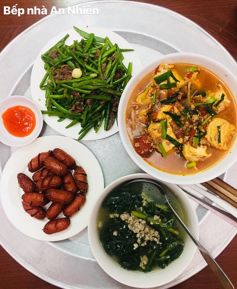 Gần 10 năm làm vợ, 8x suốt ngày được chồng đi chợ nấu cơm, chăm sóc như bà hoàng Gần 10 năm làm vợ, 8x suốt ngày được chồng đi chợ nấu cơm, chăm sóc như bà hoàng