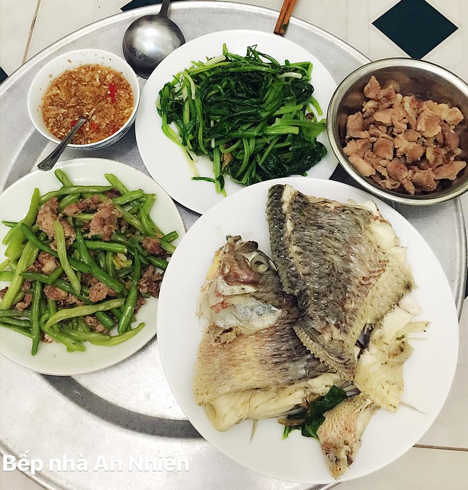 Gần 10 năm làm vợ, 8x suốt ngày được chồng đi chợ nấu cơm, chăm sóc như bà hoàng Gần 10 năm làm vợ, 8x suốt ngày được chồng đi chợ nấu cơm, chăm sóc như bà hoàng