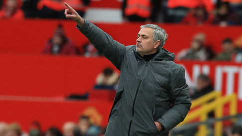 Kiếm 25.000 mỗi phút trên sân, Messi đánh bại Cristiano Ronaldo ở thu nhập