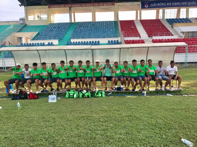 Quyết liệt hơn cả bầu Đức, đội bóng của TP.HCM bỏ giải vì... chán VFF