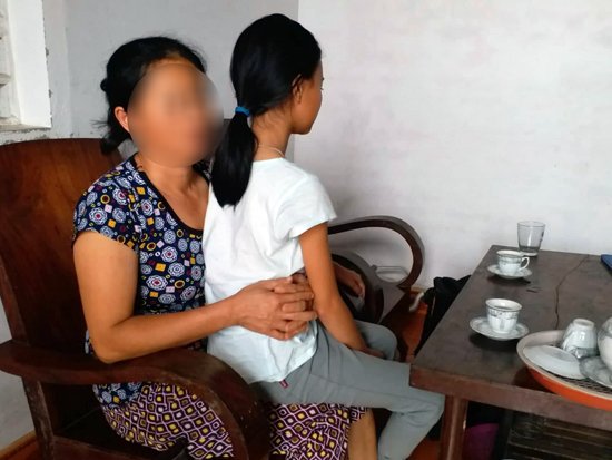 Cụ 70 bị tố hại đời cháu lớp 3: Cháu chỉ vào nhà tôi xin hoa quả