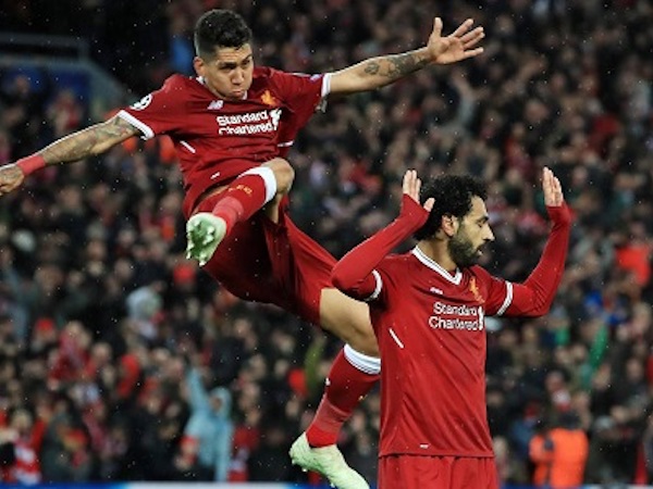 Salah và Firmino cùng đi vào lịch sử Champions League