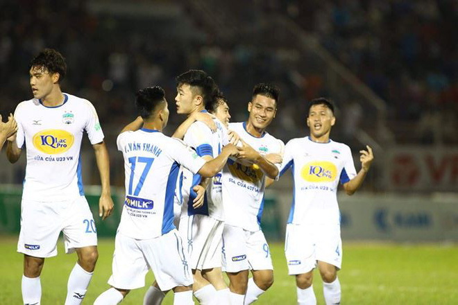 Công Phượng chẳng có gì phải vội, V-League còn rất dài