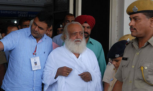 Giáo sĩ Ấn Độ bị kết tội hãm hiếp thiếu nữ 16 tuổi