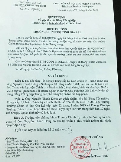 Phó chủ tịch HĐND thị trấn bị phát hiện xài bằng giả