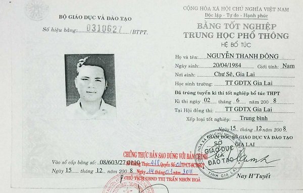 Phó chủ tịch HĐND thị trấn bị phát hiện xài bằng giả