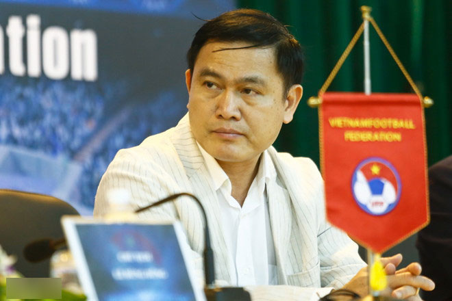 Bầu Tú rút khỏi cuộc đua Phó chủ tịch VFF