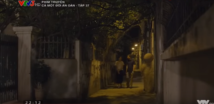Cả một đời ân oán tập 37: Dung vô tình gặp lại con gái mất tích 20 năm trước? Cả một đời ân oán tập 37: Dung vô tình gặp lại con gái mất tích 20 năm trước?