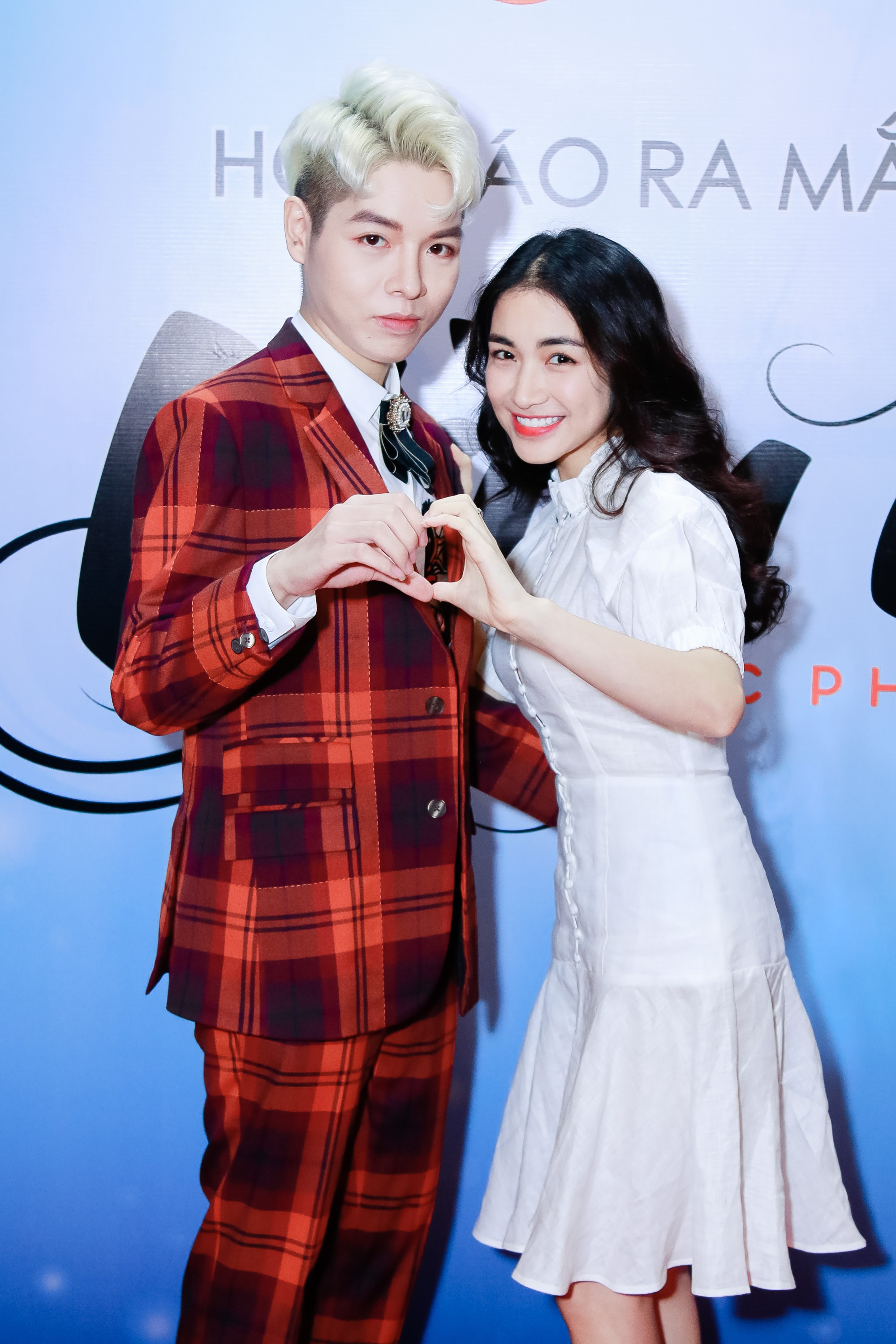 Chị em dâm bụt đã làm hòa nhưng trưởng FC của Đức Phúc vẫn liên tục công kích Hòa Minzy?