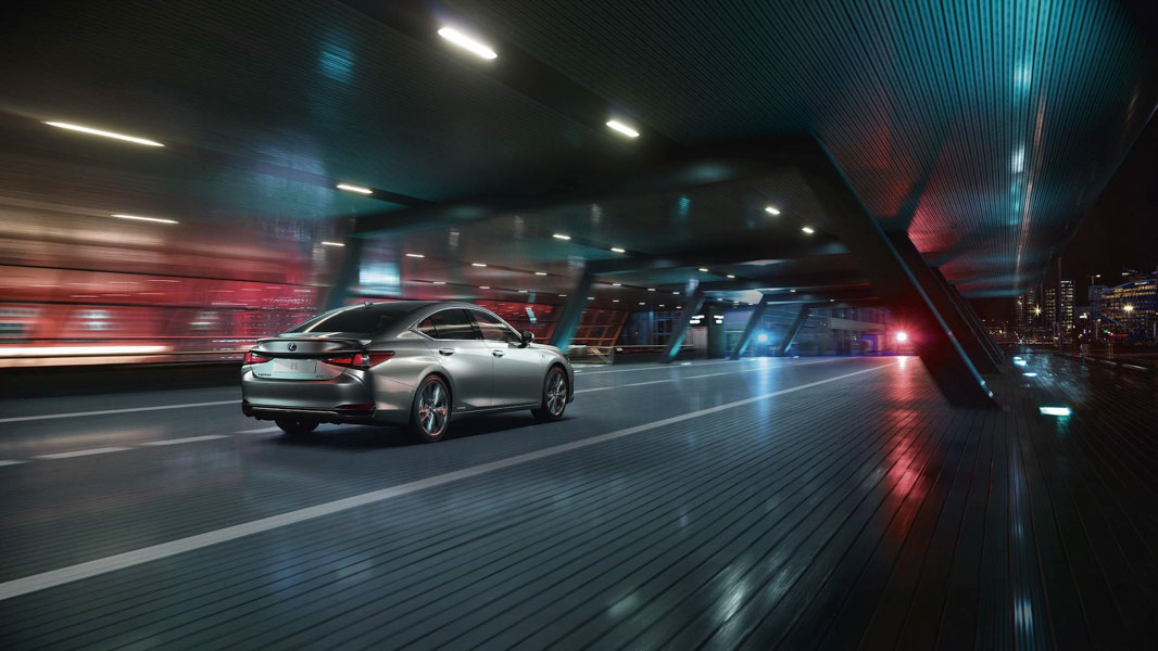 Ra mắt Lexus ES 2019: Đối thủ của E-Class và BMW 5-Series Ra mắt Lexus ES 2019: Đối thủ của E-Class và BMW 5-Series