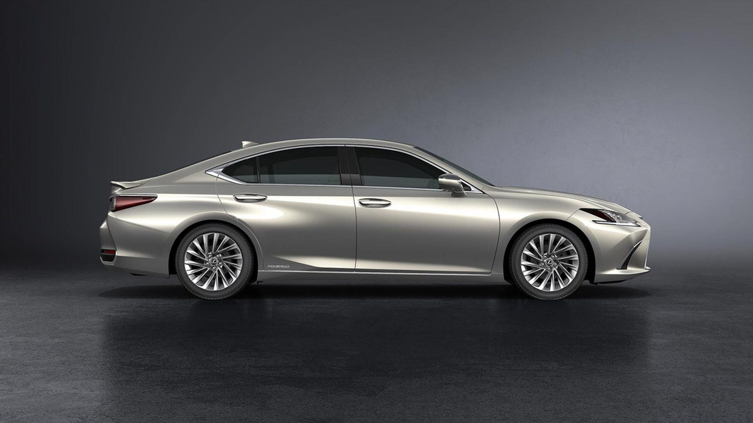 Ra mắt Lexus ES 2019: Đối thủ của E-Class và BMW 5-Series Ra mắt Lexus ES 2019: Đối thủ của E-Class và BMW 5-Series