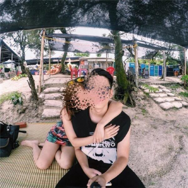 Yêu nhau bao lâu, đến khi tin tưởng trao thân, cô nàng bị chia tay ngay hôm sau vì ngực lép