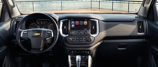 So sánh Chevrolet Trailblazer 2018 và Fortuner 2017: Cuộc lật đổ ngai vàng