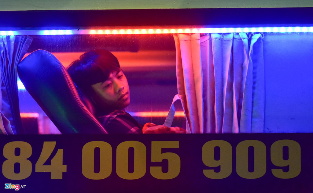 Nhiều ngả đường Sài Gòn, Hà Nội kẹt cứng trước ngày nghỉ lễ 30/4