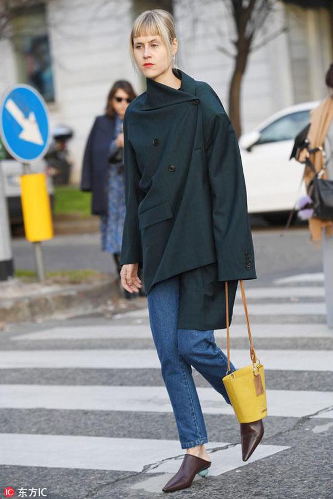 Chán giày đế vuông, các tín đồ thời trang đổ xô đi giày đế tròn hết rồi